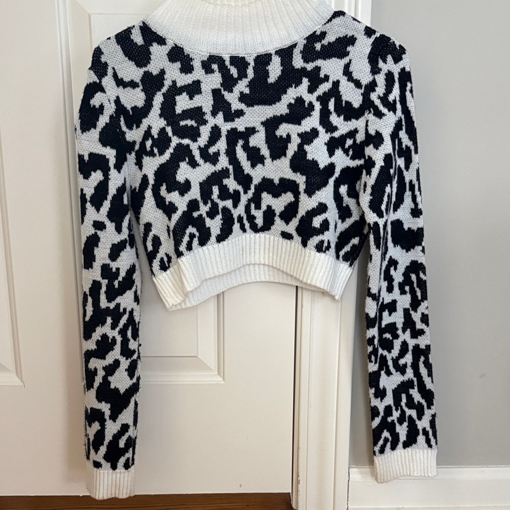 PrettyLittleThing Monochrome Animal Print Sweater